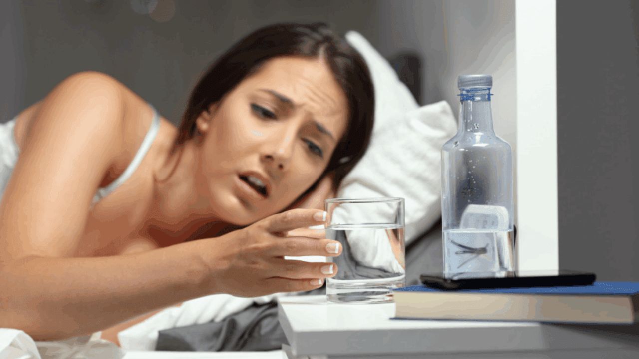 Ayurveda Health Tips: Diseases Caused by Drinking Less Water According to Ayurveda