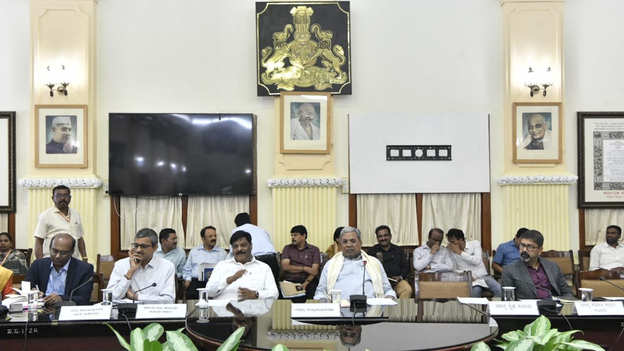 2.5 lakh posts in Karnataka Government Departments