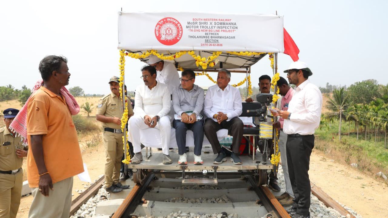 Davangere-Chitradurga and Gadag-Wadi Railway line completion on 2027