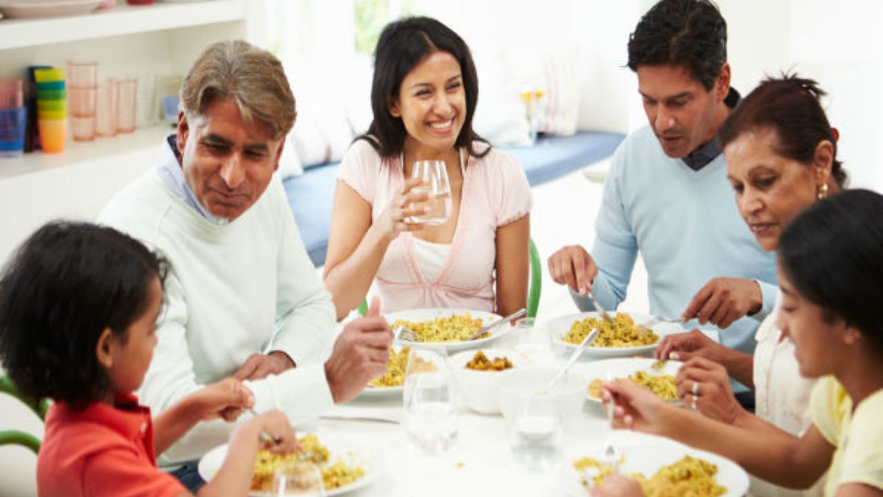 Ayurveda Health tips: Clean place and mind while eating