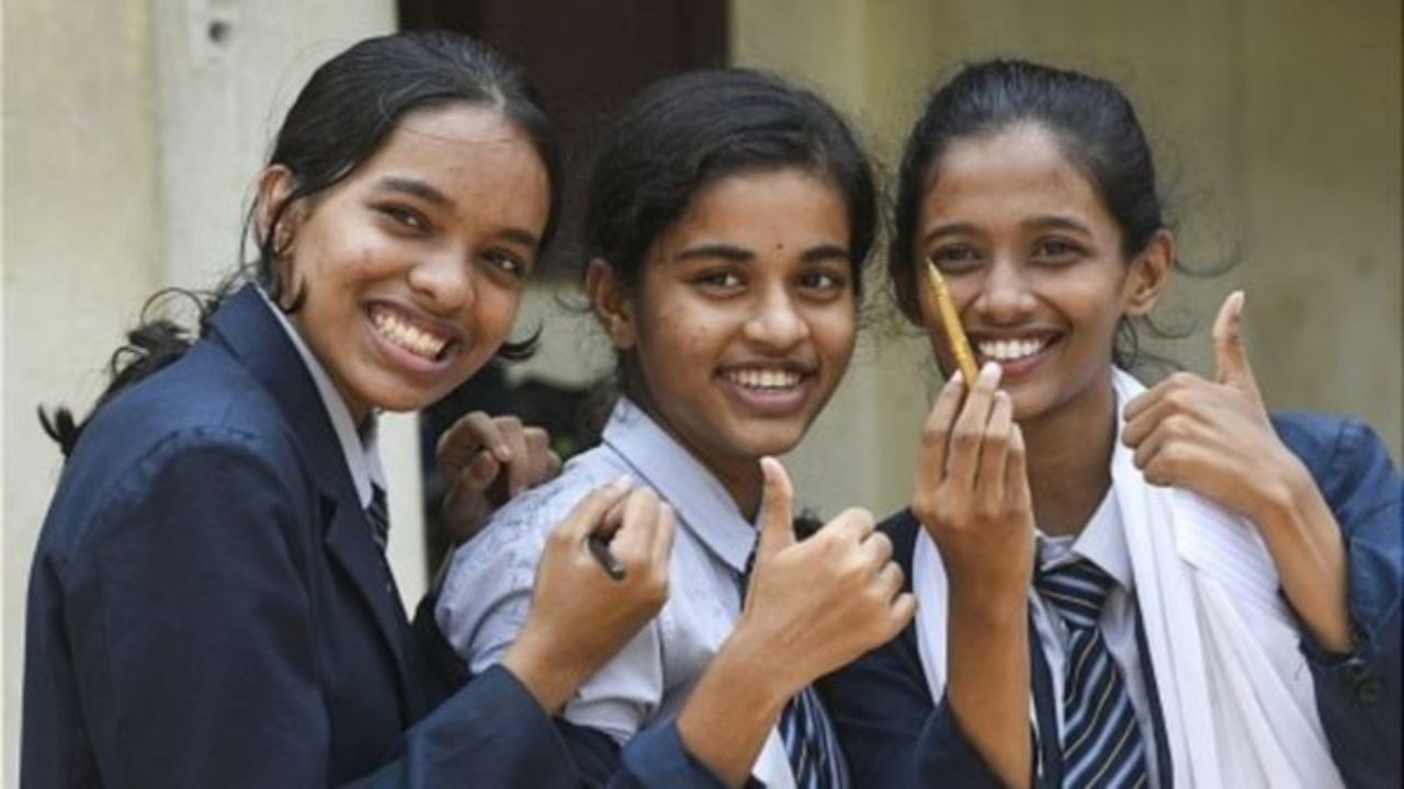 sslc-result-declared-this-time-too-girls-prevail-dakshina-kannada-district-stands-first